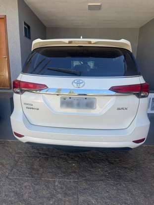TOYOTA-HILUX SW4-2019