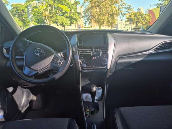 TOYOTA-YARIS-1.5 16V FLEX SEDAN XS CONNECT MULTIDRIVE TOYOTA-YARIS-2023