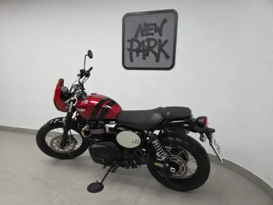 TRIUMPH-STREET SCRAMBLER-2023
