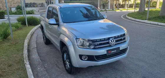 VOLKSWAGEN AMAROK 2.0 TRENDLINE 4X4 CD 16V TURBO INTERCOOLER DIESEL 4P AUTOMÁTICO VOLKSWAGEN AMAROK 2.0 TRENDLINE 4X4 CD 16V TURBO INTERCOOLER DIESEL 4P AUTOMÁTICO