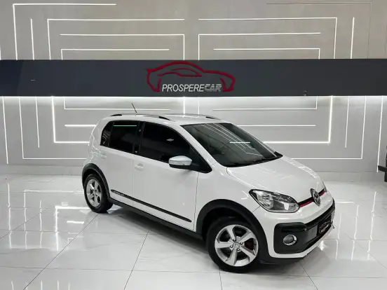 VOLKSWAGEN-CROSS UP-2017