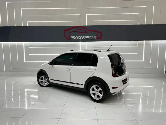 VOLKSWAGEN-CROSS UP-1.0 TSI 12V FLEX 4P MANUAL VOLKSWAGEN-CROSS UP-2017