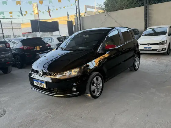 VOLKSWAGEN FOX 1.6 MI ROCK IN RIO 8V FLEX 4P MANUAL VOLKSWAGEN FOX 1.6 MI ROCK IN RIO 8V FLEX 4P MANUAL