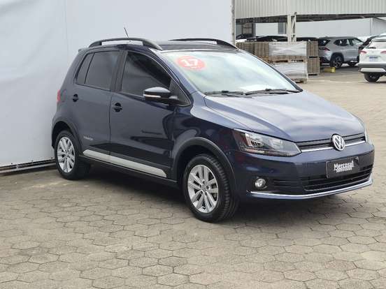 VOLKSWAGEN-FOX-1.0 MPI TRACK 12V FLEX 4P MANUAL VOLKSWAGEN-FOX-2016