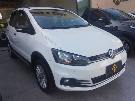 VOLKSWAGEN FOX 1.0 MPI TRACK 12V FLEX 4P MANUAL