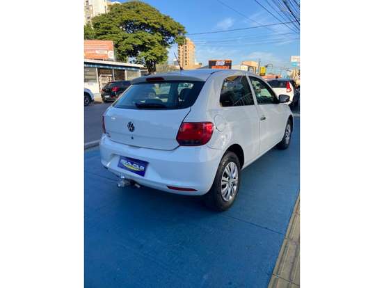 VOLKSWAGEN-GOL-2015