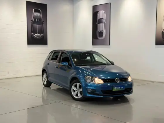 VOLKSWAGEN GOLF 1.4 TSI COMFORTLINE 16V GASOLINA 4P AUTOMÁTICO VOLKSWAGEN GOLF 1.4 TSI COMFORTLINE 16V GASOLINA 4P AUTOMÁTICO