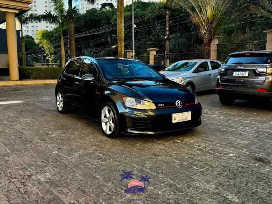 VOLKSWAGEN GOLF 2.0 TSI GTI 16V TURBO GASOLINA 4P AUTOMÁTICO VOLKSWAGEN GOLF 2.0 TSI GTI 16V TURBO GASOLINA 4P AUTOMÁTICO
