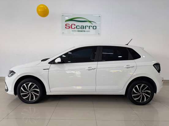 VOLKSWAGEN-POLO-2024
