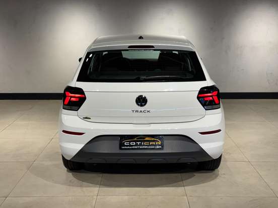 VOLKSWAGEN-POLO-2023