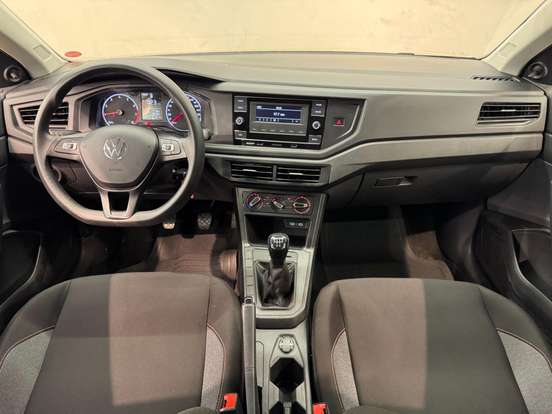 VOLKSWAGEN-POLO-2023