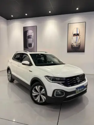 VOLKSWAGEN T-CROSS 1.4 250 TSI TOTAL FLEX HIGHLINE AUTOMÁTICO VOLKSWAGEN T-CROSS 1.4 250 TSI TOTAL FLEX HIGHLINE AUTOMÁTICO