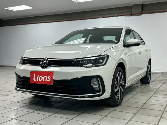 VOLKSWAGEN VIRTUS 1.0 200 TSI HIGHLINE AUTOMÁTICO