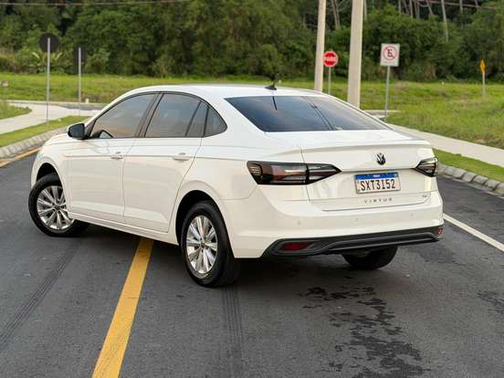 VOLKSWAGEN-VIRTUS-2025