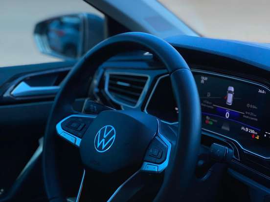 VOLKSWAGEN-VIRTUS-1.0 200 TSI COMFORTLINE AUTOMÁTICO VOLKSWAGEN-VIRTUS-2024