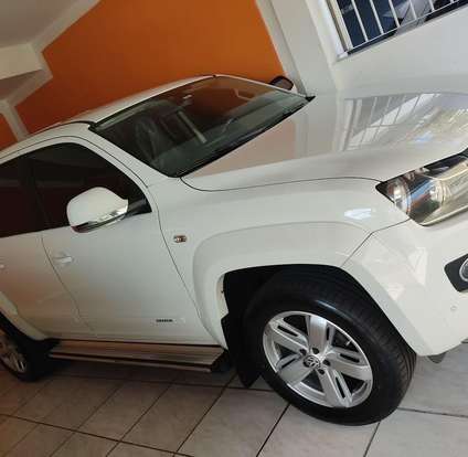 VOLKSWAGEN-AMAROK-2013
