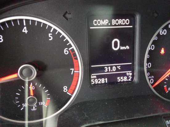 VOLKSWAGEN-FOX-1.6 MSI TOTAL FLEX XTREME 4P MANUAL VOLKSWAGEN-FOX-2017