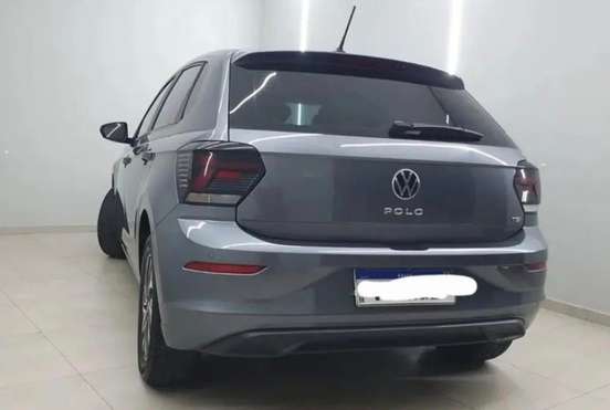 VOLKSWAGEN-POLO-1.0 170 TSI HIGHLINE AUTOMÁTICO VOLKSWAGEN-POLO-2023