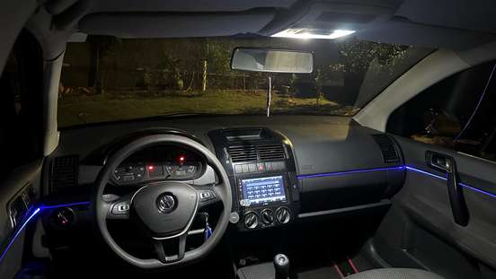 VOLKSWAGEN-POLO-2007