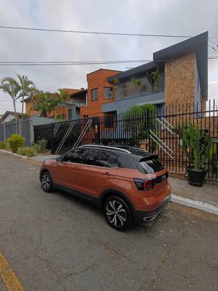 VOLKSWAGEN T-CROSS 1.4 250 TSI TOTAL FLEX HIGHLINE AUTOMÁTICO