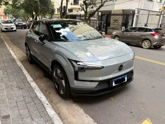 VOLVO-EX30-51 KW ELÉTRICO PLUS VOLVO-EX30-2026