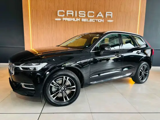 VOLVO XC60 2.0 T8 HYBRID MOMENTUM AWD GEARTRONIC VOLVO XC60 2.0 T8 HYBRID MOMENTUM AWD GEARTRONIC