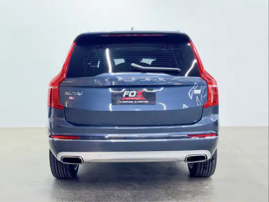 VOLVO-XC90-2020