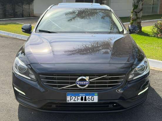 VOLVO-V60-2017