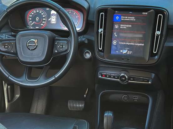 VOLVO-XC40-2.0 T4 GASOLINA GEARTRONIC VOLVO-XC40-2019