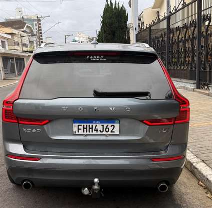VOLVO-XC60-2019