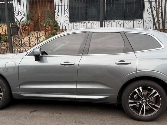 VOLVO-XC60-2.0 T8 HYBRID MOMENTUM AWD GEARTRONIC VOLVO-XC60-2019