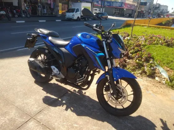 YAMAHA FZ15 FAZER CONNECTED ABS YAMAHA FZ15 FAZER CONNECTED ABS