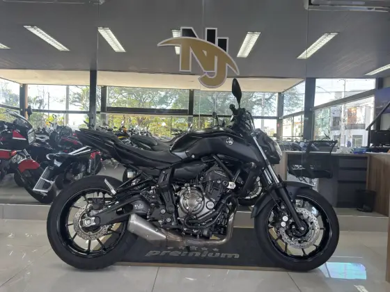 YAMAHA MT-07 ABS YAMAHA MT-07 ABS