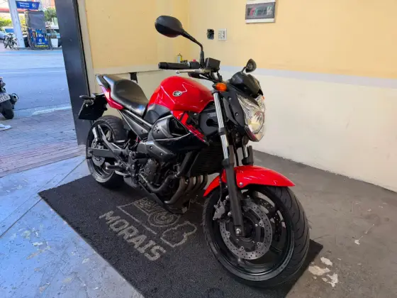 YAMAHA XJ6 N YAMAHA XJ6 N