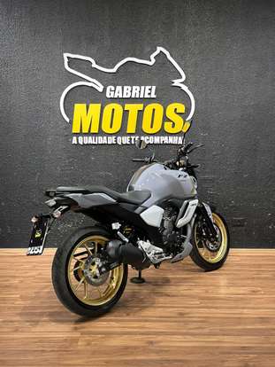YAMAHA-FZ15 FAZER CONNECTED ABS-2025