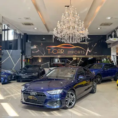 AUDI-A4-2023