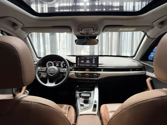AUDI-A4-2023