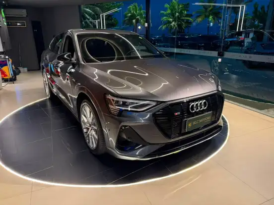 AUDI-E-TRON-ELÉTRICO SPORTBACK PERFORMANCE BLACK QUATTRO AUDI-E-TRON-2022