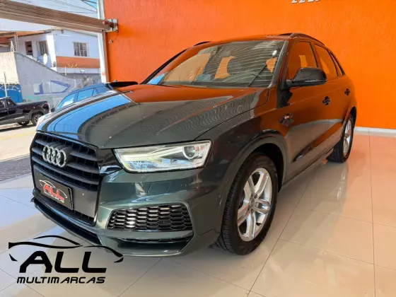 AUDI Q3 1.4 TFSI BLACK EDITION FLEX 4P S TRONIC