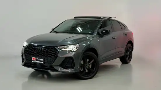 AUDI-Q3-2022
