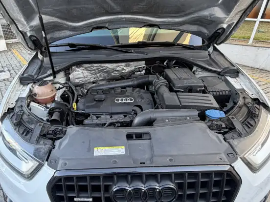 AUDI-Q3-2014