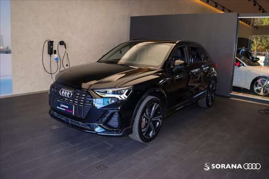 AUDI-Q3-2023