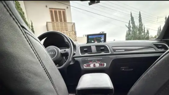 AUDI-RS Q3-2017