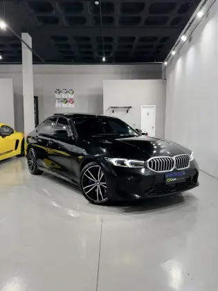 BMW 320i 2.0 16V TURBO FLEX M SPORT AUTOMÁTICO BMW 320i 2.0 16V TURBO FLEX M SPORT AUTOMÁTICO