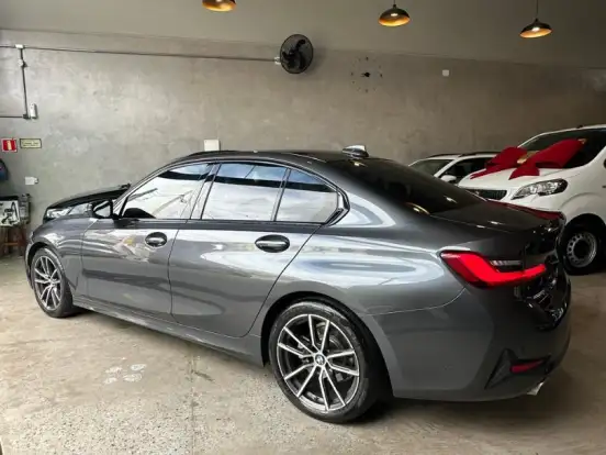 BMW-320i-2.0 16V TURBO GASOLINA SPORT AUTOMÁTICO BMW-320i-2019