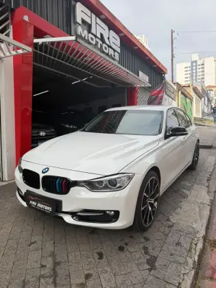 BMW 320i 2.0 SPORT 16V TURBO GASOLINA 4P AUTOMÁTICO BMW 320i 2.0 SPORT 16V TURBO GASOLINA 4P AUTOMÁTICO