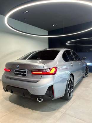 BMW-320i-2026