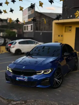 BMW 330i 2.0 16V TURBO GASOLINA M SPORT AUTOMÁTICO
