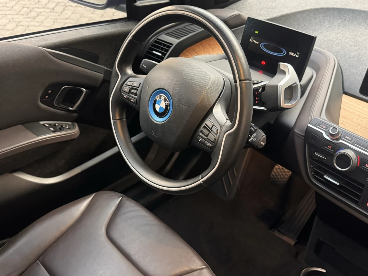 BMW i3 — foto 12