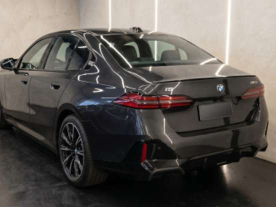 BMW-i5-ELÉTRICO XDRIVE60 M SPORT BMW-i5-2024